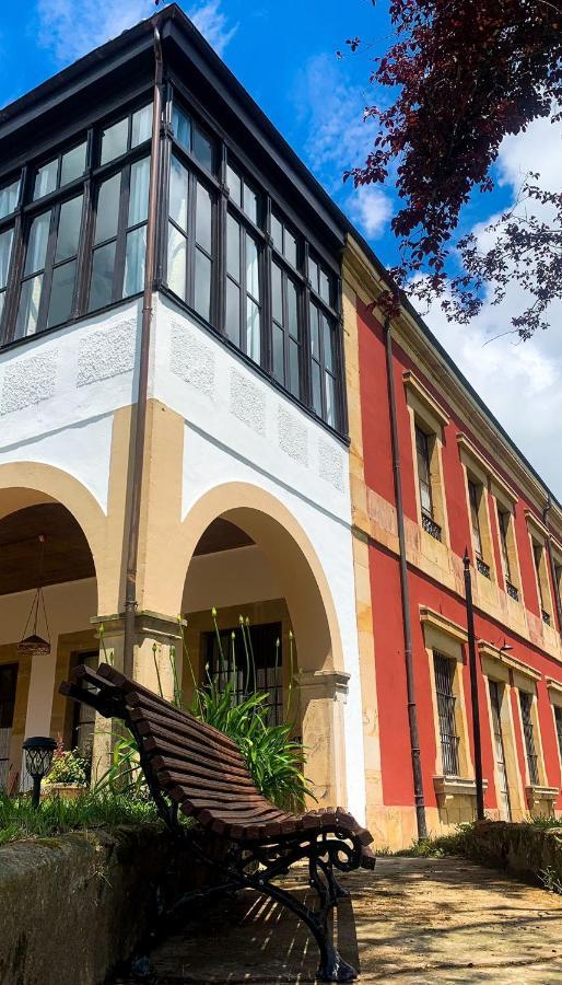 La Venta De Miyares - Casa De Indianos Hotell Piloña Exteriör bild