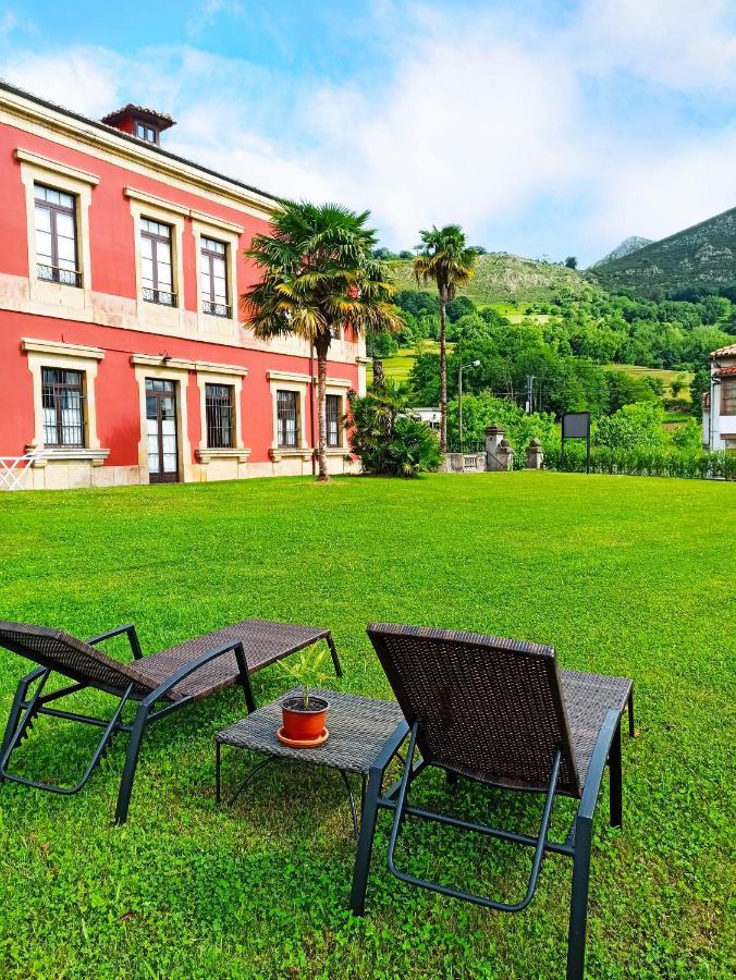La Venta De Miyares - Casa De Indianos Hotell Piloña Exteriör bild
