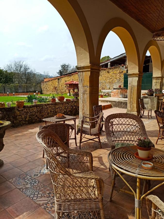 La Venta De Miyares - Casa De Indianos Hotell Piloña Exteriör bild